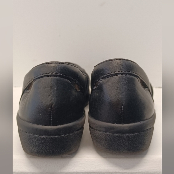 Clarks Collection Leather Slip-On Loafer Black Cheyn Creek Size US6 - Picture 4 of 11